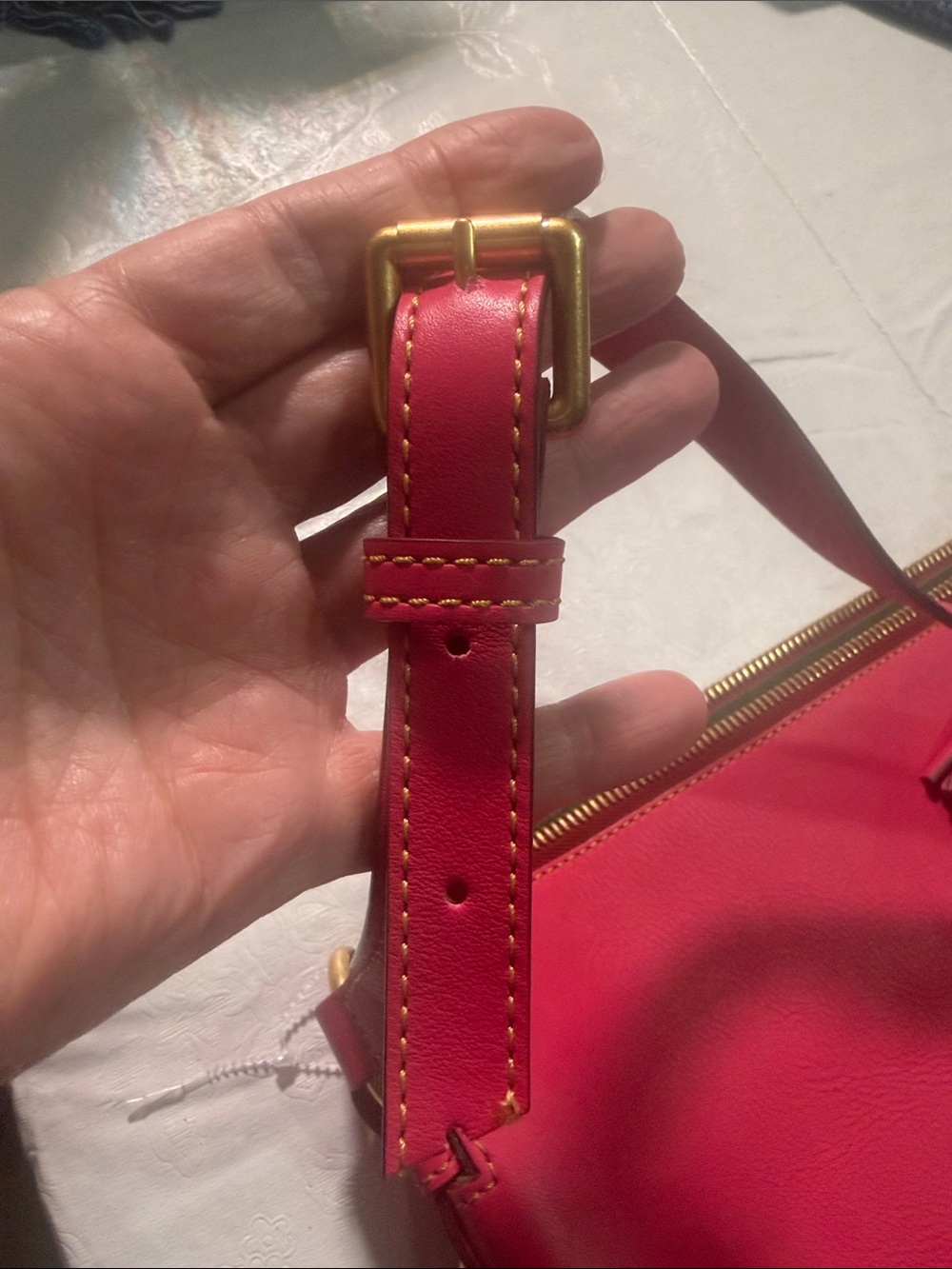 Dooney & Bourke beautiful bright pink shoulder bag - Picture 11 of 16